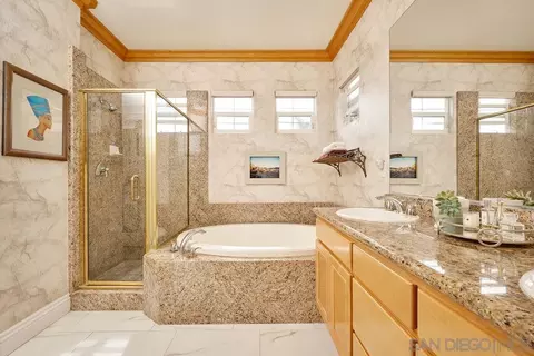 Bath - 8050 Gilman Ct, La Jolla, CA 92037 photo 2 of 3