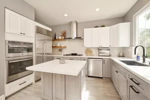 Kitchen - 8050 Gilman Ct, La Jolla, CA 92037 photo 2 of 2