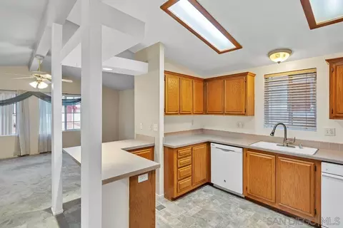 15935 Spring Oaks Rd #2, El Cajon, CA 92021 photo 6