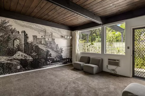Living - 10801 Dewitt Ct, El Cajon, CA 92020 photo 3 of 4
