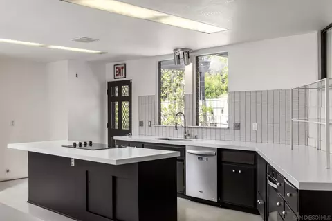 Kitchen - 10801 Dewitt Ct, El Cajon, CA 92020 photo 1 of 3