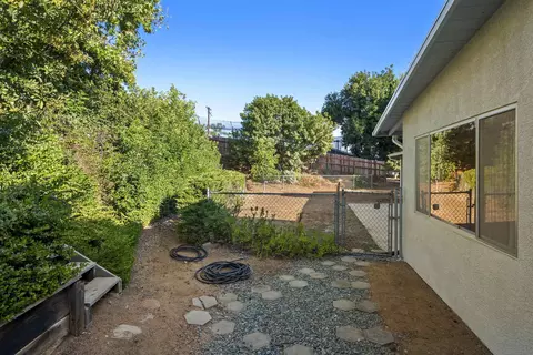 Exterior - 1654 Pepper Dr, El Cajon, CA 92021 photo 14 of 18