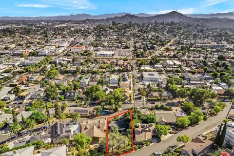 View/Area - 8185 Fairview Ave, La Mesa, CA 91941 photo 2 of 5