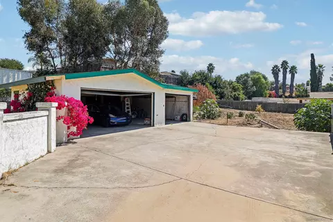 12437 Royal Rd, El Cajon, CA 92021 photo 11