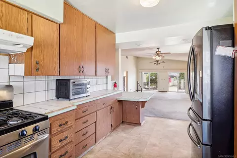 12437 Royal Rd, El Cajon, CA 92021 photo 20