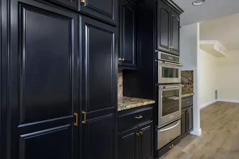 Kitchen - 5183 Via Mindanao, Oceanside, CA 92057 photo 4 of 9