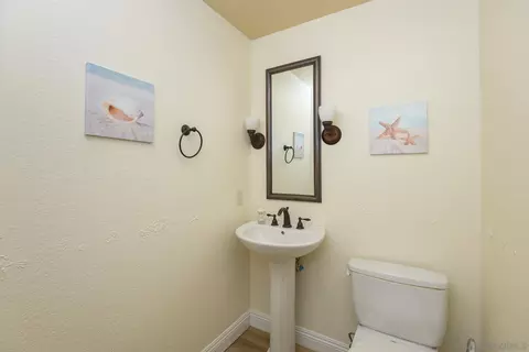 Bath - 5183 Via Mindanao, Oceanside, CA 92057 photo 1 of 6