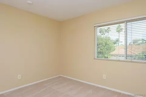 Bedroom - 5183 Via Mindanao, Oceanside, CA 92057 photo 9 of 14