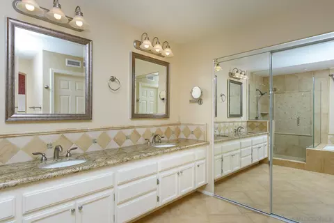 Bath - 5183 Via Mindanao, Oceanside, CA 92057 photo 2 of 6