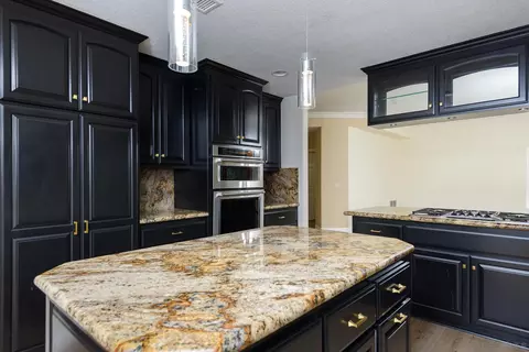 Kitchen - 5183 Via Mindanao, Oceanside, CA 92057 photo 3 of 9