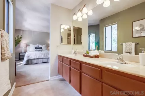 Bath - 8010 Sevan Ct #A, San Diego, CA 92123 photo 5 of 7