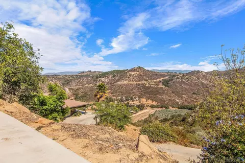 Exterior - 9804 N View Ct, Escondido, CA 92026 photo 7 of 11