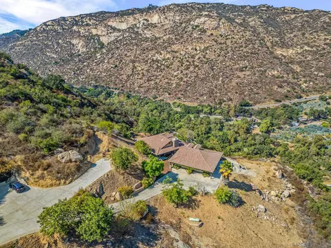 View/Area - 9804 N View Ct, Escondido, CA 92026 photo 5 of 12