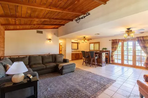 Living - 459 Julia Dr, Brawley, CA 92227 photo 7 of 8