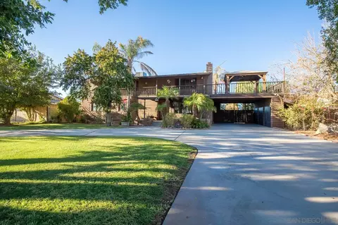 Exterior - 459 Julia Dr, Brawley, CA 92227 photo 1 of 10