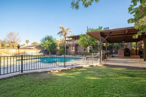 Exterior - 459 Julia Dr, Brawley, CA 92227 photo 10 of 10