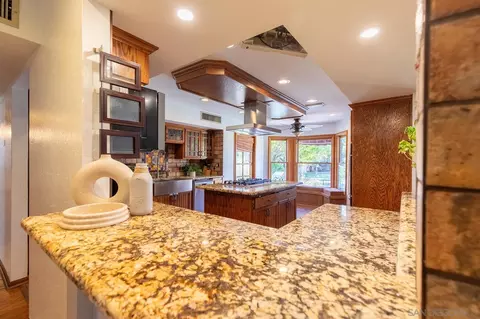 Kitchen - 459 Julia Dr, Brawley, CA 92227 photo 1 of 7