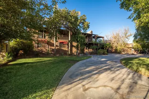 Exterior - 459 Julia Dr, Brawley, CA 92227 photo 3 of 10