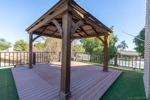 Exterior - 459 Julia Dr, Brawley, CA 92227 photo 6 of 10