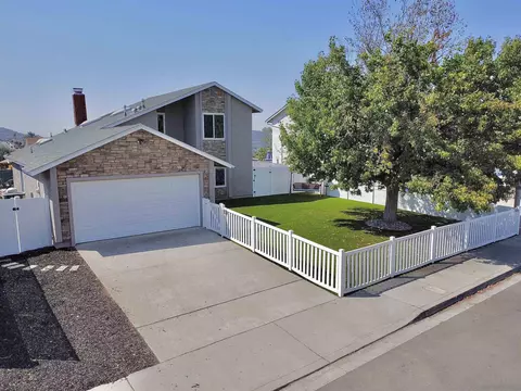 8752 Langholm Rd, El Cajon, CA 92021