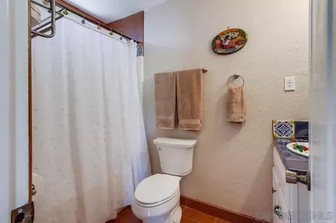 Bath - 1450 Clarence Dr, Vista, CA 92084 photo 4 of 5