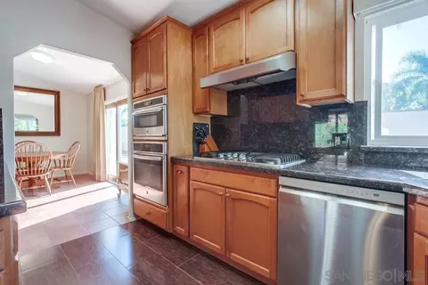Kitchen - 1450 Clarence Dr, Vista, CA 92084 photo 5 of 7
