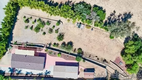 View/Area - 1450 Clarence Dr, Vista, CA 92084 photo 3 of 6