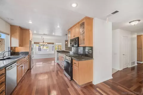 Kitchen - 1869 Jasmine St, El Cajon, CA 92021 photo 4 of 4