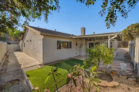 Exterior - 1869 Jasmine St, El Cajon, CA 92021 photo 4 of 5