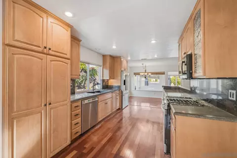 Kitchen - 1869 Jasmine St, El Cajon, CA 92021 photo 1 of 4
