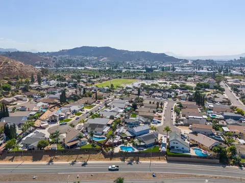 9727 Kenesaw Ct, Santee, CA 92071 photo 40