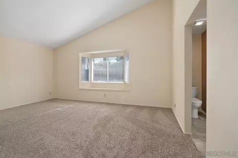 2253 Bent Tree Pl, Escondido, CA 92026 photo 11