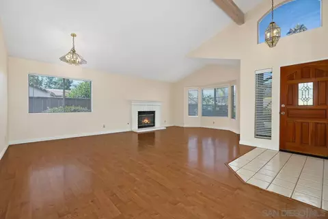 2253 Bent Tree Pl, Escondido, CA 92026 photo 4