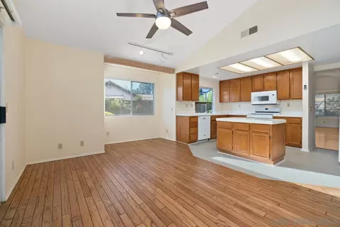 2253 Bent Tree Pl, Escondido, CA 92026 photo 10
