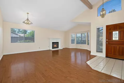 2253 Bent Tree Pl, Escondido, CA 92026 photo 4