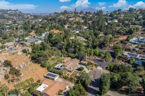 View/Area - 1440 Hidden Mesa Ct, El Cajon, CA 92019 photo 4 of 4