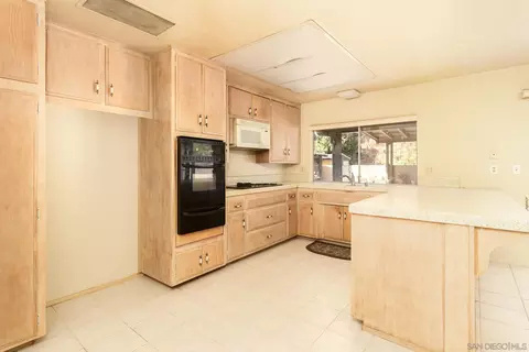 Kitchen - 1440 Hidden Mesa Ct, El Cajon, CA 92019 photo 1 of 1