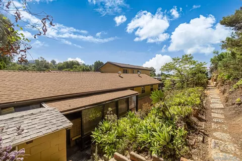 Exterior - 1440 Hidden Mesa Ct, El Cajon, CA 92019 photo 12 of 24