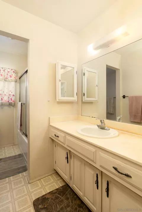 Bath - 1440 Hidden Mesa Ct, El Cajon, CA 92019 photo 1 of 2