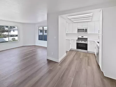 Living - 3427 Del Este Way, Oceanside, CA 92056 photo 5 of 5