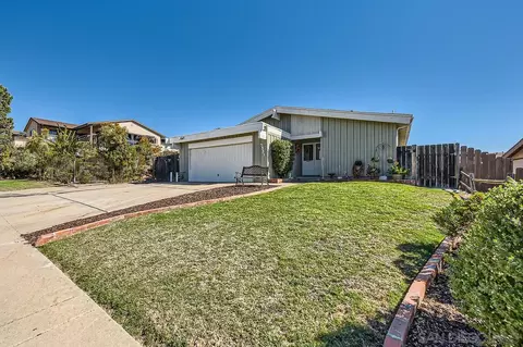 9331 Heiting Ct, Santee, CA 92071