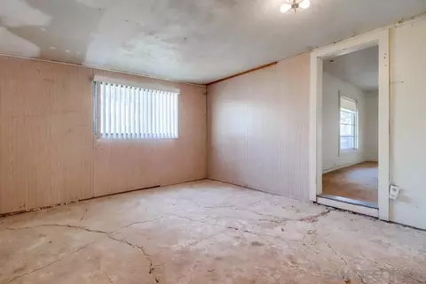 8861 Kenwood Dr, Spring Valley, CA 91977 photo 18