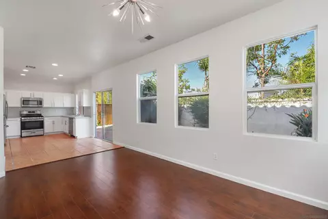 Living - 4819 Ventana Way, Oceanside, CA 92057 photo 8 of 9