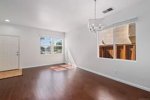 Living - 4819 Ventana Way, Oceanside, CA 92057 photo 3 of 9