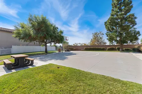 Exterior - 4819 Ventana Way, Oceanside, CA 92057 photo 7 of 7