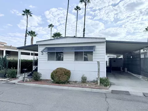 2300 E Valley Pkwy Spc #102, Escondido, CA 92027
