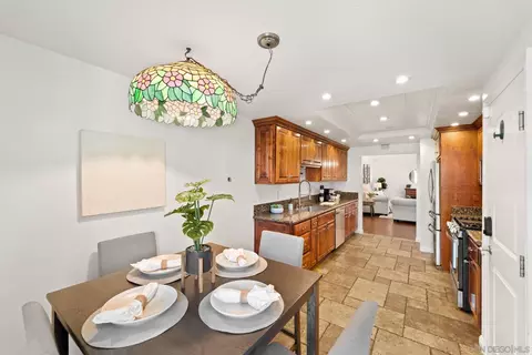 9925 Rockgate Way, Spring Valley, CA 91977 photo 10