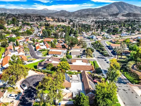 9925 Rockgate Way, Spring Valley, CA 91977 photo 29