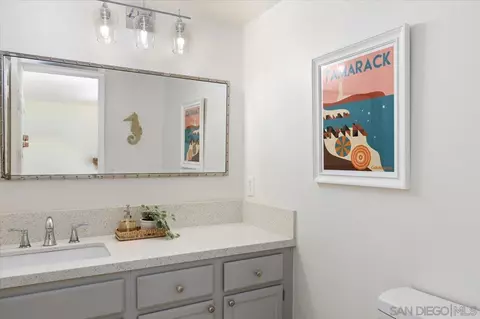 Bath - 3805 Carnegie Dr, Oceanside, CA 92056 photo 4 of 5