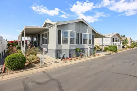 2280 E Valley Pkwy #SPC 152, Escondido, CA 92027